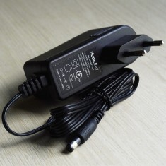 Nguồn Adapter HUNTKEY 12V-2A 